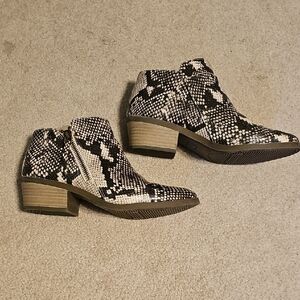 Time and Tru Snake Skin Pattern Ankle Booties